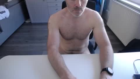 Snapshot of julienneedyou chatting on May 26, 10:55 am julienneedyou online show from May 26, 10:55 am