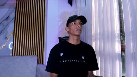 Julien online show from November 17, 12:00 pm