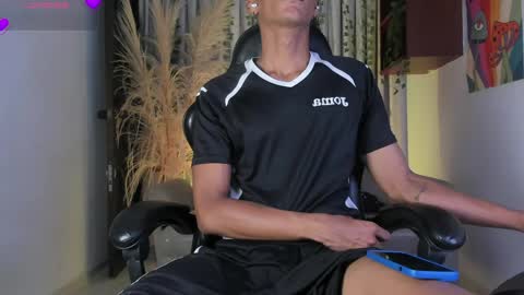 Julien online show from May 21, 10:44 am