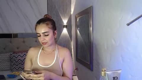julieta__fox_ online show from January 9, 2:47 am