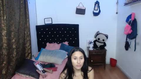 Snapshot of julieta_jonez_ chatting on March 3, 8:38 am Julieta.  online show from March 3, 8:38 am
