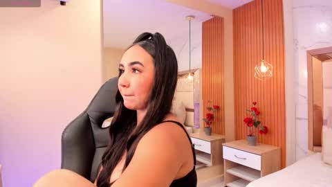     online show from February 5, 10:47 pm