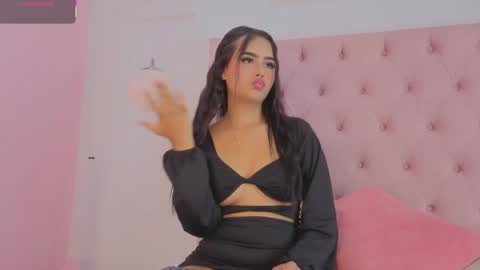 Snapshot of julietaa_miller chatting on October 19, 11:33 am Julieta online show from October 19, 11:33 am