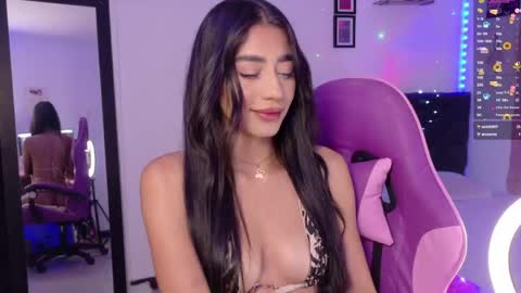Snapshot of julietacheer chatting on May 12, 1:30 pm Julieta online show from May 12, 1:30 pm