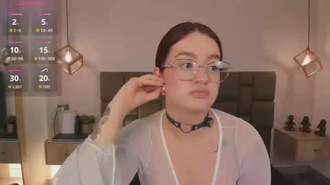 Snapshot of julieth_rojas chatting on March 19, 4:38 am julieth_rojas online show from March 19, 4:38 am