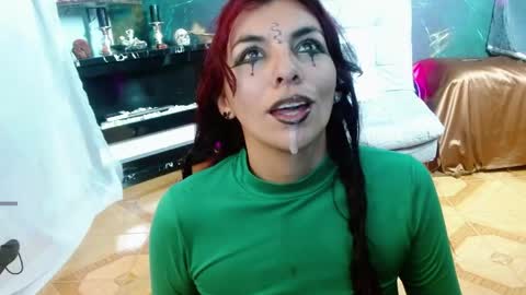 Snapshot of julieth_sex1 chatting on April 25, 8:50 pm online show from April 25, 8:50 pm