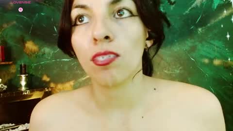 Snapshot of julieth_sex1 chatting on May 17, 9:44 pm online show from May 17, 9:44 pm