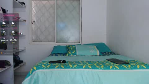 Snapshot of julieth_spencer1 chatting on May 26, 2:13 pm Julieta online show from May 26, 2:13 pm