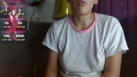 Snapshot of juliethamarquezz chatting on July 1, 6:51 pm juliethamarquezz online show from July 1, 6:51 pm