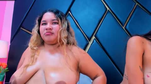 Juliethe online show from October 22, 4:46 am