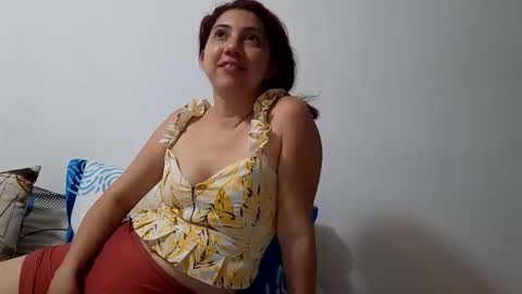 julietta max  online show from March 28, 2:00 am