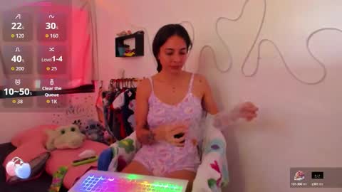 Snapshot of juliette_sweet05 chatting on September 27, 9:31 pm juliette online show from September 27, 9:31 pm