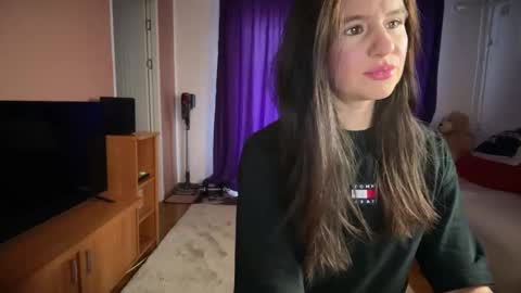 Rose online show from March 4, 9:37 am