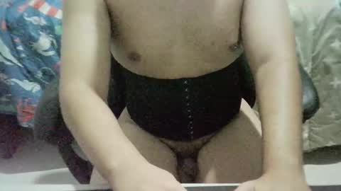 Snapshot of juligurlygirly chatting on October 14, 8:53 pm juligurlygirly online show from October 14, 8:53 pm