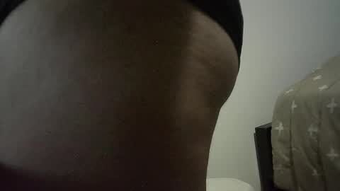 Snapshot of juligurlygirly chatting on October 28, 12:03 am juligurlygirly online show from October 28, 12:03 am