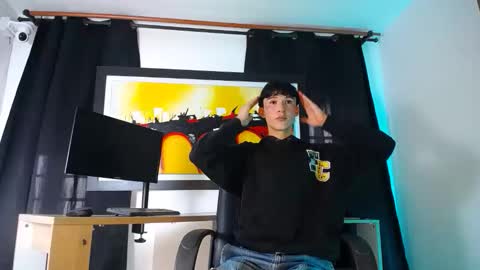 jullian online show from March 2, 7:54 pm