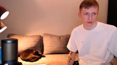 sweet online show from November 6, 10:10 pm