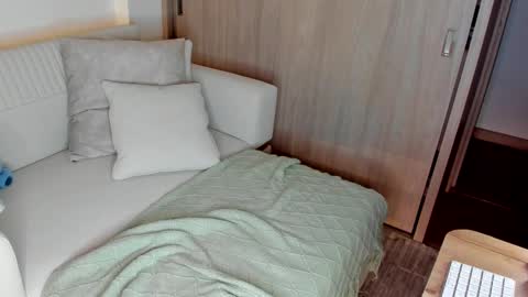 july_correa online show from January 17, 11:19 pm