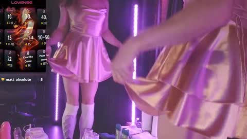 Julie online show from November 1, 12:34 am