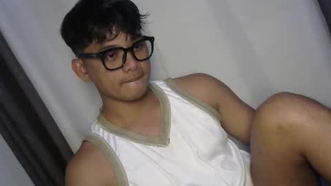 call me julz online show from February 8, 6:22 pm