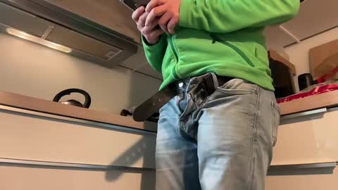 Snapshot of junction1000 chatting on December 6, 11:22 am Gregor online show from December 6, 11:22 am