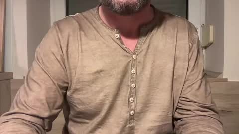 Snapshot of junction1000 chatting on December 24, 1:49 am Gregor online show from December 24, 1:49 am