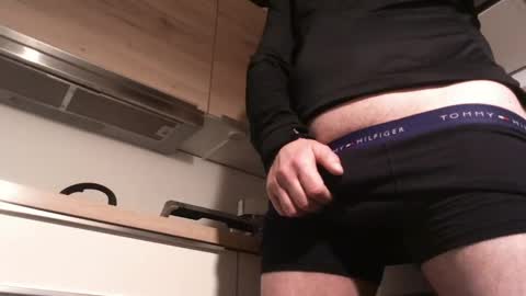 Snapshot of junction1000 chatting on December 31, 3:09 pm Gregor online show from December 31, 3:09 pm