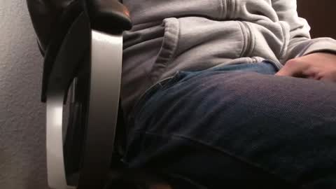 Snapshot of junction1000 chatting on January 29, 1:28 pm Gregor online show from January 29, 1:28 pm