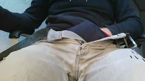 Snapshot of junction1000 chatting on October 2, 10:55 am Gregor online show from October 2, 10:55 am