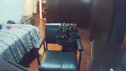 Mia online show from February 8, 6:12 am