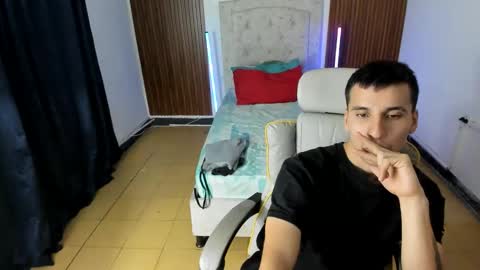 Junior Caicer online show from January 9, 1:52 am