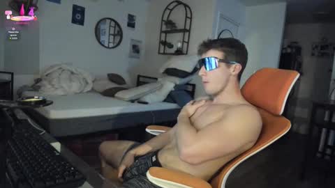 Snapshot of juniormadison69 chatting on February 2, 2:32 am Junior Madison online show from February 2, 2:32 am