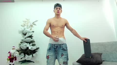 Junior online show from December 18, 8:47 pm