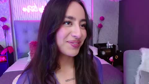 Snapshot of juniper_hill chatting on February 12, 4:18 am Juniper online show from February 12, 4:18 am