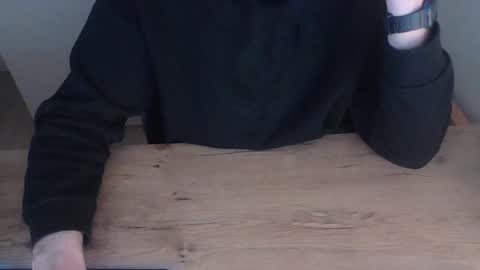 junk2711 online show from February 8, 3:21 pm