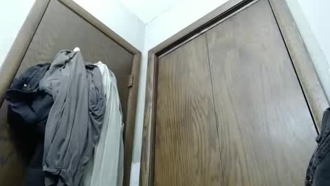 Snapshot of junk_yard_dog chatting on April 10, 12:21 pm Dave online show from April 10, 12:21 pm