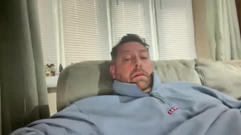 Junky online show from December 4, 2:15 pm