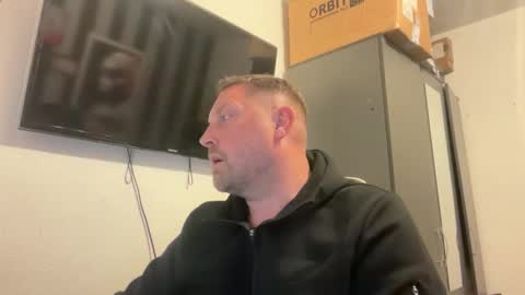 Junky online show from April 12, 8:03 pm