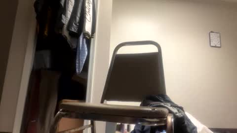 junosphboi online show from May 13, 6:44 am
