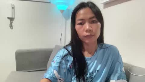 junovaughn online show from November 3, 1:12 pm