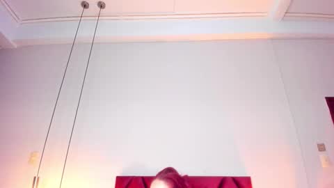 Snapshot of jupiterfoxxxx chatting on February 4, 1:33 am Jupiter Fox online show from February 4, 1:33 am