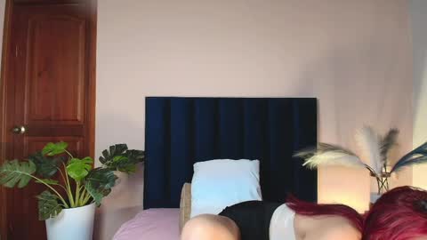 Snapshot of jupiterfoxxxx chatting on May 25, 11:55 pm Jupiter Fox online show from May 25, 11:55 pm
