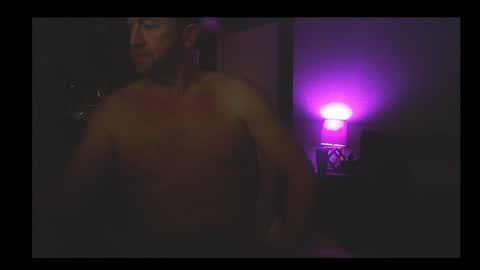 Snapshot of jusbeaz8722 chatting on December 22, 7:00 am JustnSide Unexxst online show from December 22, 7:00 am