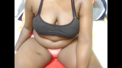 Snapshot of jusst_ayanna chatting on May 26, 12:56 pm jusst_ayanna online show from May 26, 12:56 pm