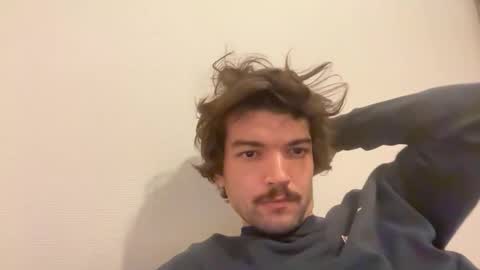 just_a_guy_with_a_big_cock online show from October 28, 9:17 pm