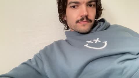 just_a_guy_with_a_big_cock online show from March 5, 1:40 pm