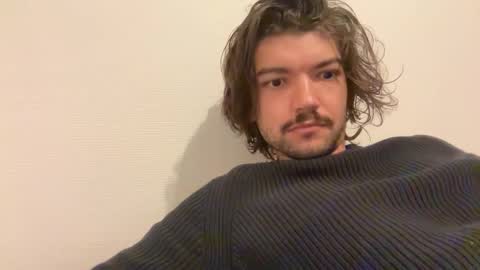 just_a_guy_with_a_big_cock online show from April 19, 6:56 am