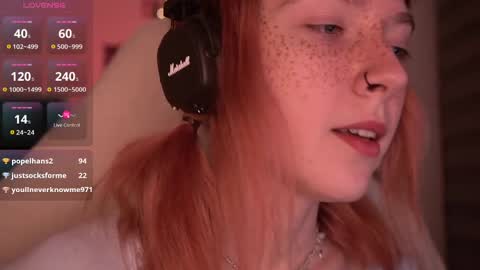 Julia online show from December 11, 1:26 am