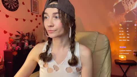 Jessica  I will be here on Tuesday November 26th online show from April 19, 6:07 pm