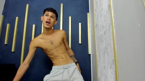 Snapshot of just_d4v7 chatting on October 3, 7:44 pm JUST online show from October 3, 7:44 pm